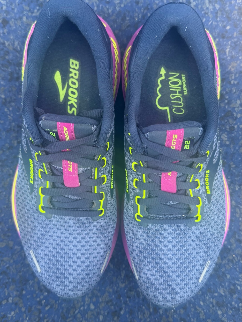 Brooks Adrenaline GTS Women's Running Shoes - Navy with Pink and Neon Yellow - Picture 2 of 7